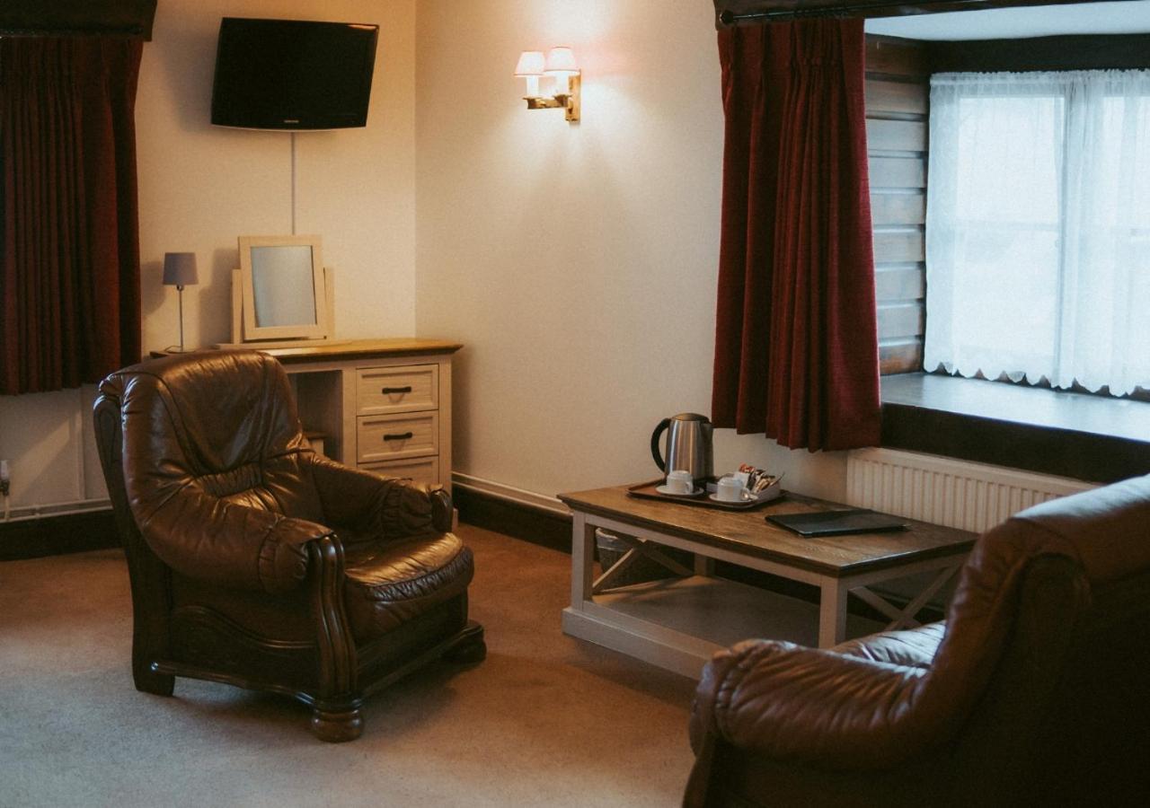 The Heathfield Inn Honiton Extérieur photo