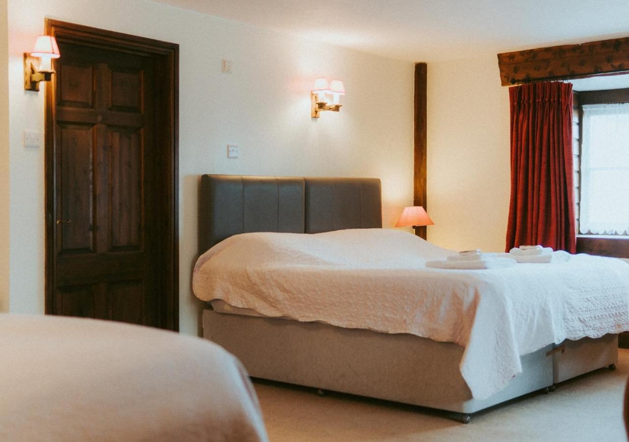 The Heathfield Inn Honiton Extérieur photo