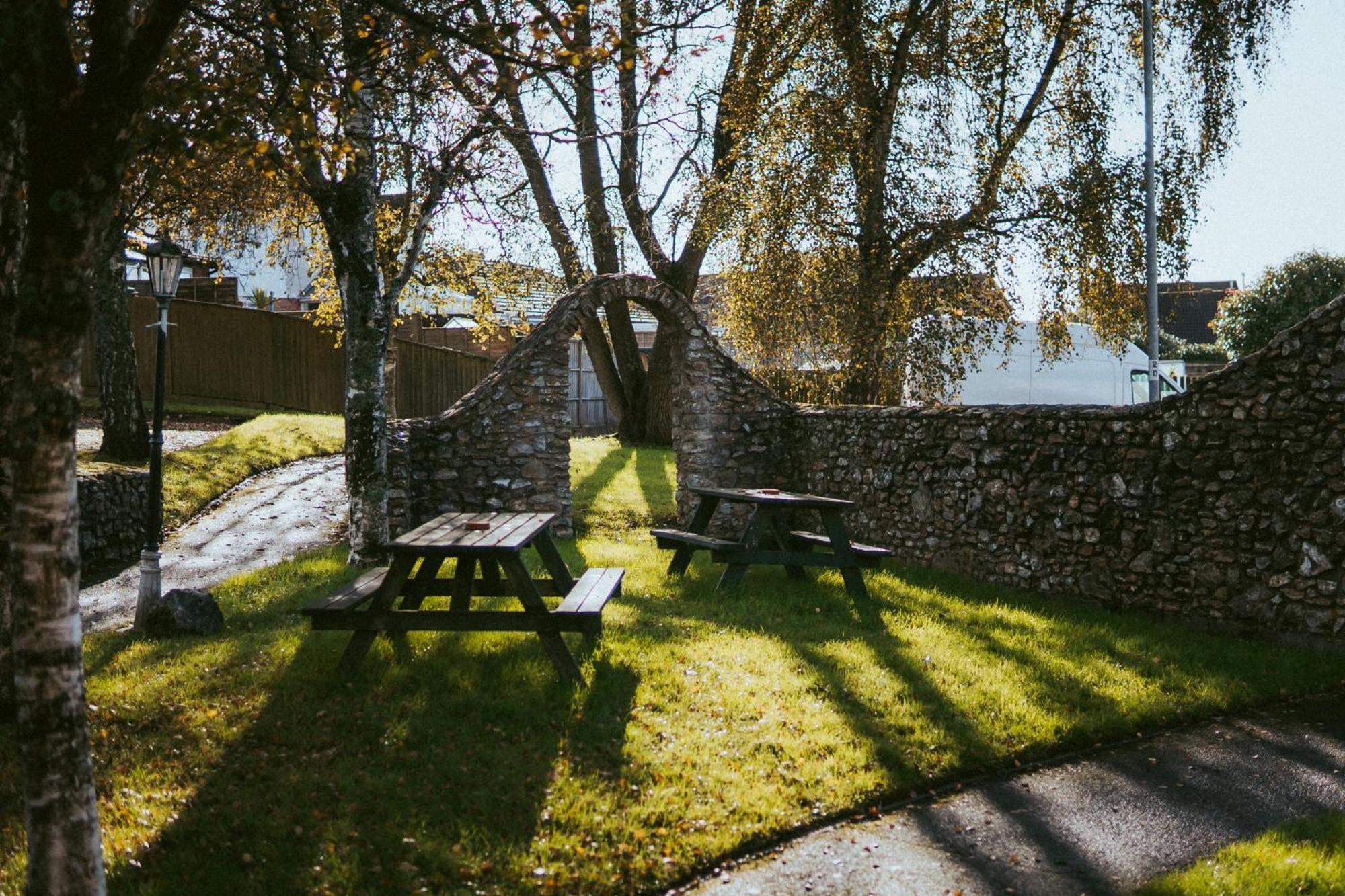 The Heathfield Inn Honiton Extérieur photo